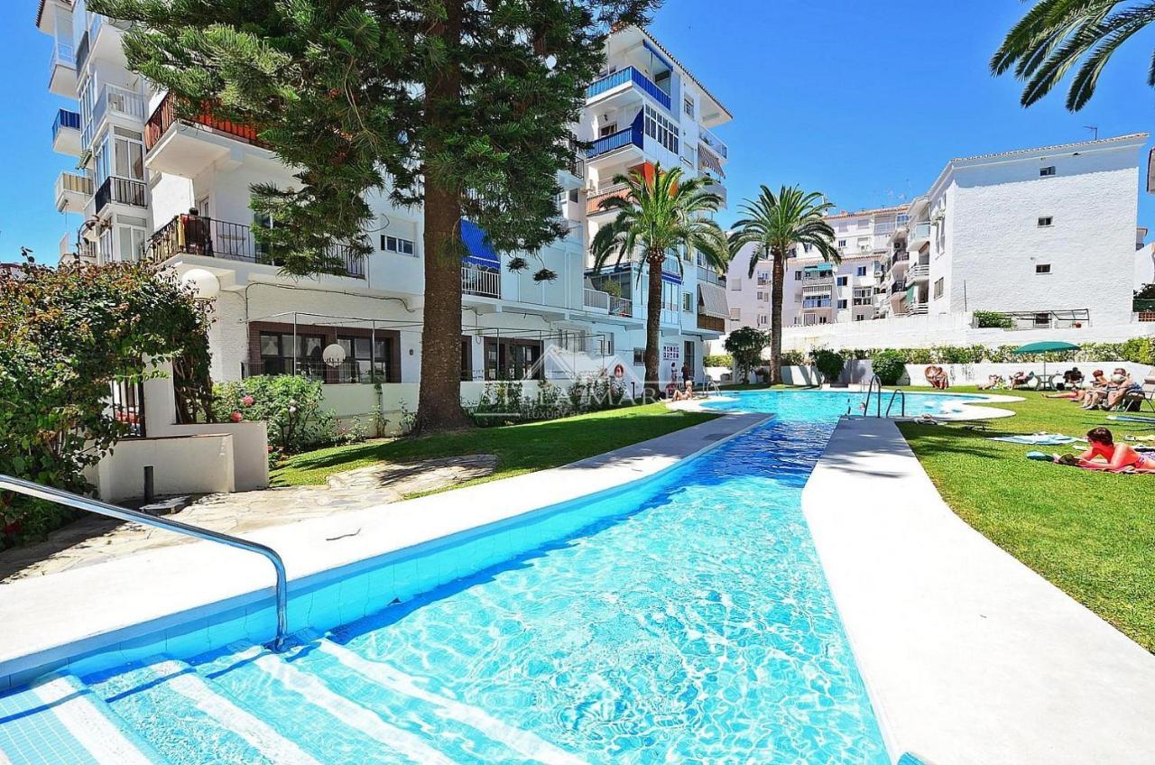 Bright Central Apartment Нерха Екстер'єр фото