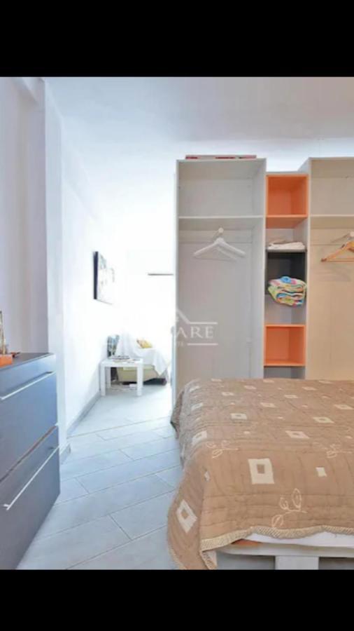 Bright Central Apartment Нерха Екстер'єр фото
